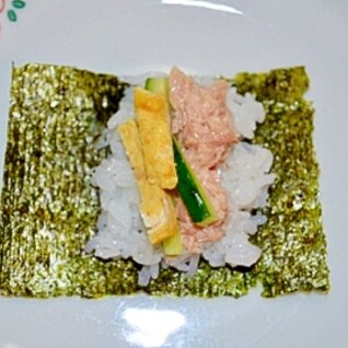シーチキンマヨの手巻き寿司